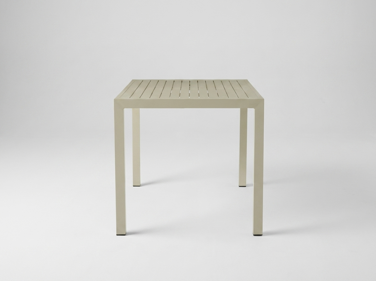 Outdoor Tisch 80x80cm aus Stahl Beige